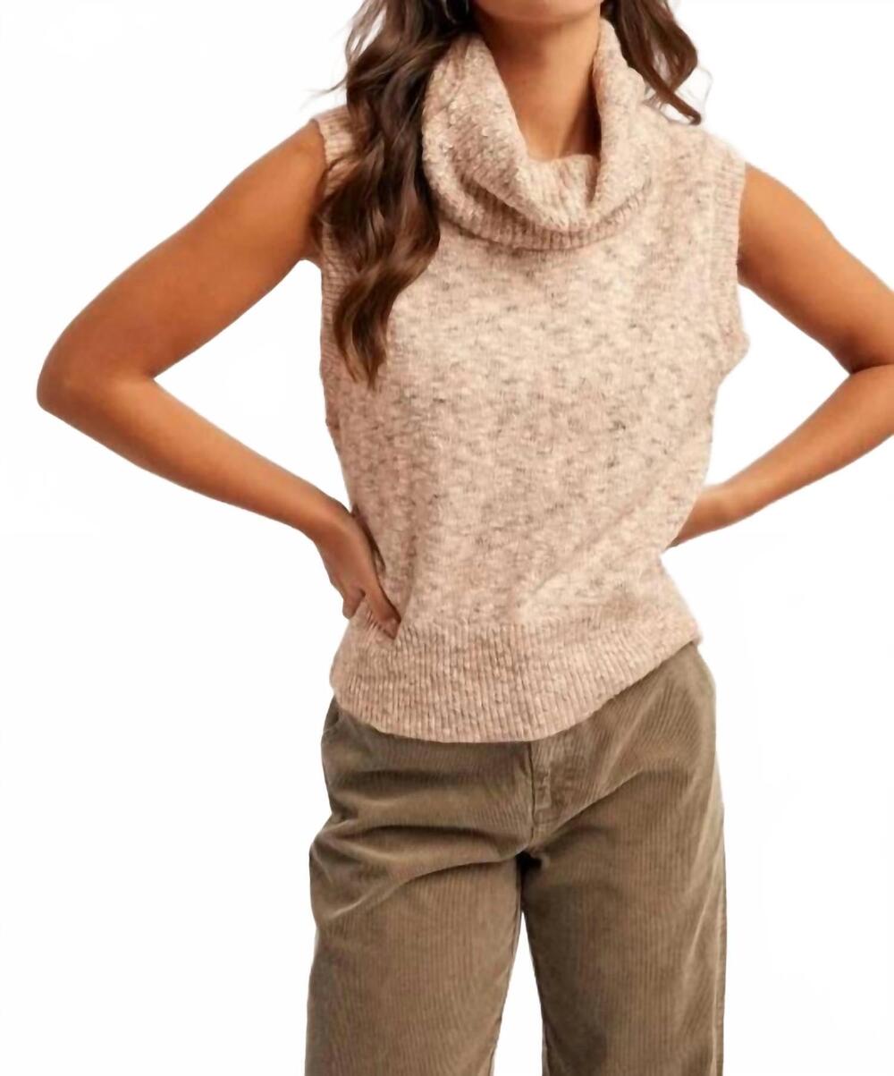 NEW HEM & THREAD two tone sweater vest in blush